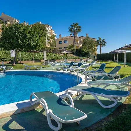 Lovely In With Swimming Pool Apartamento